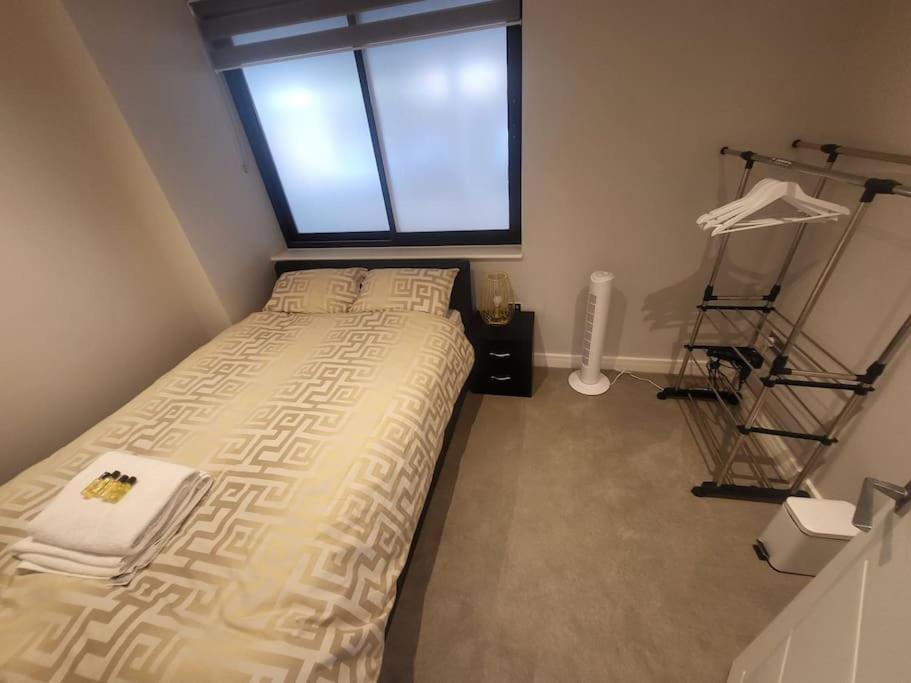 Entire Reigate Apartment Hosted By Pius Экстерьер фото